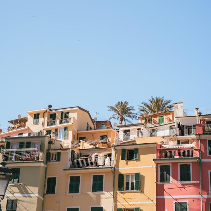 Family-friendly dining with comfortable seating